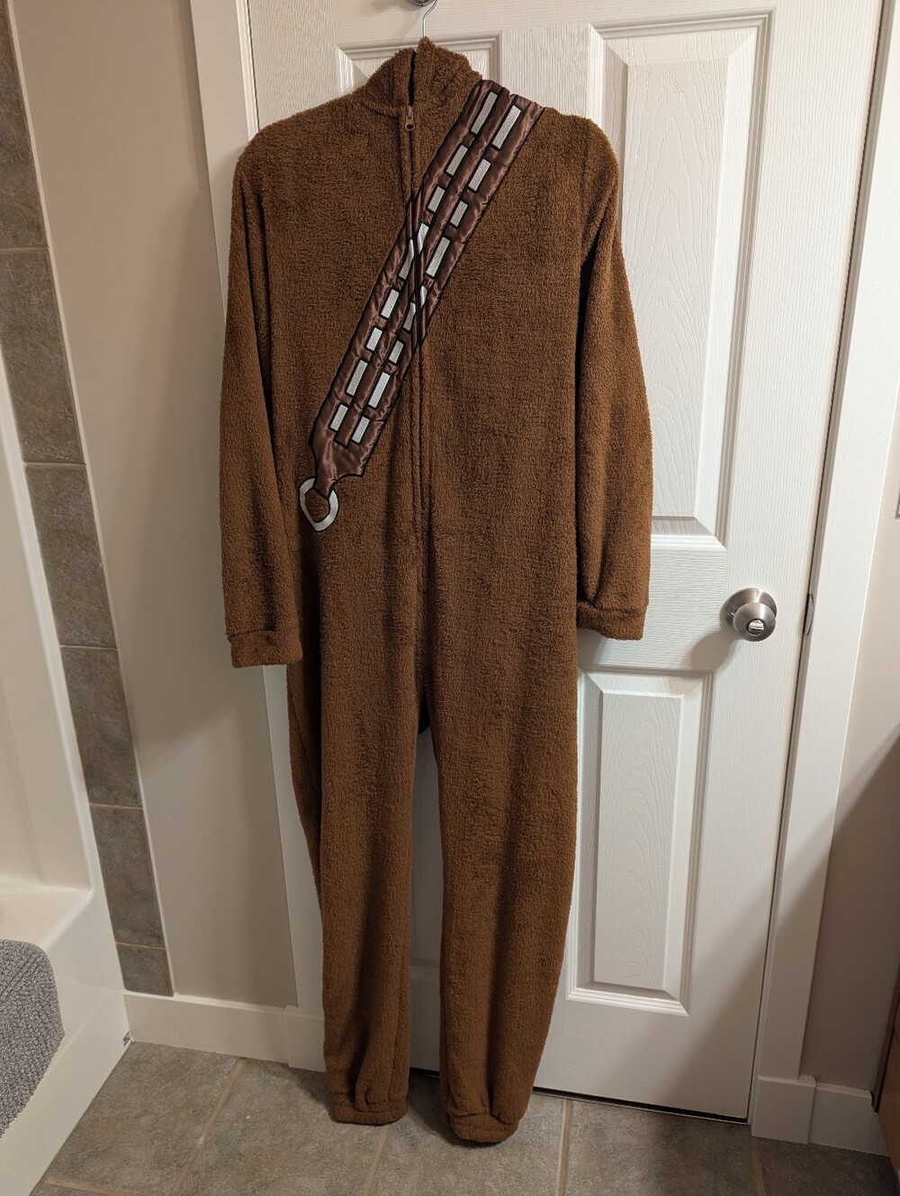 Adult Star Wars Brown Plush Chewbacca One-Piece Hooded Onesie Size Small